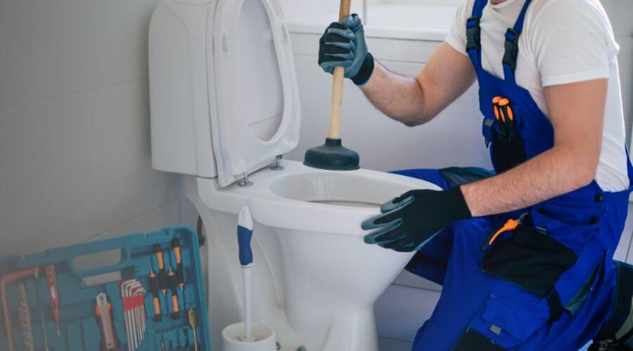 Expert burst pipe repair services in Sandy Hook, VA